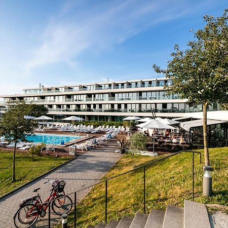 Novi Resort VBY Buitenkant foto